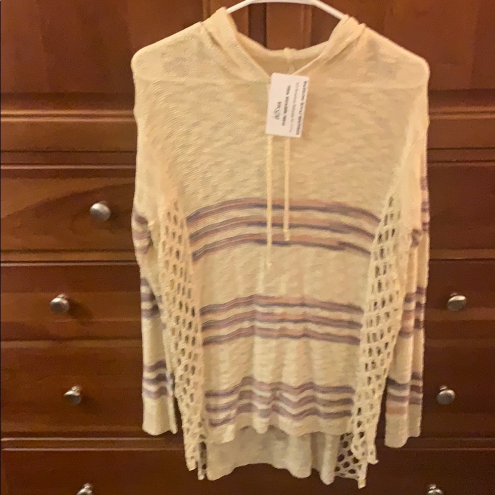 NWT hooded sweater. Two strings